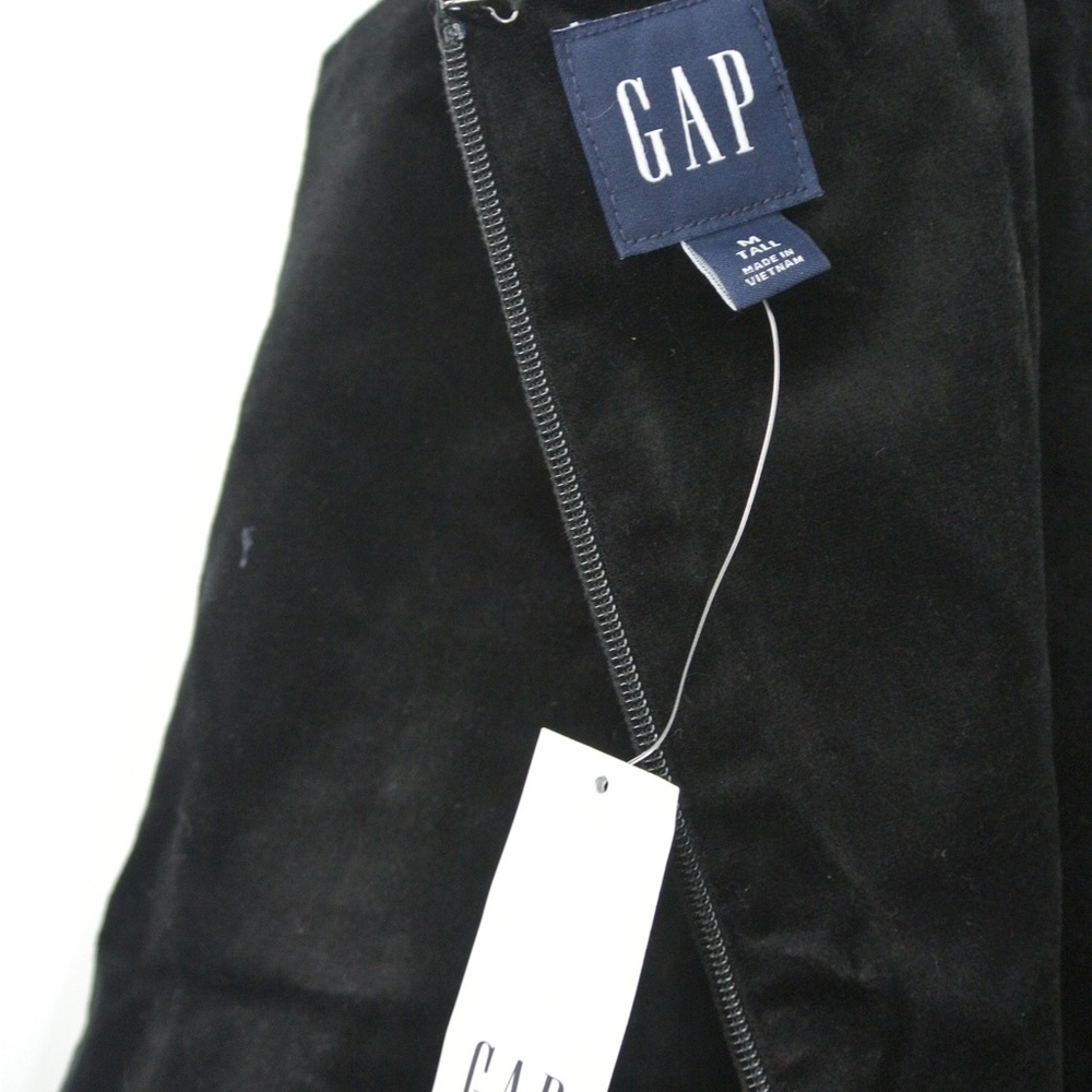 GAP Classic Black Sleeveless Mini Dress - Picture 3 of 6
